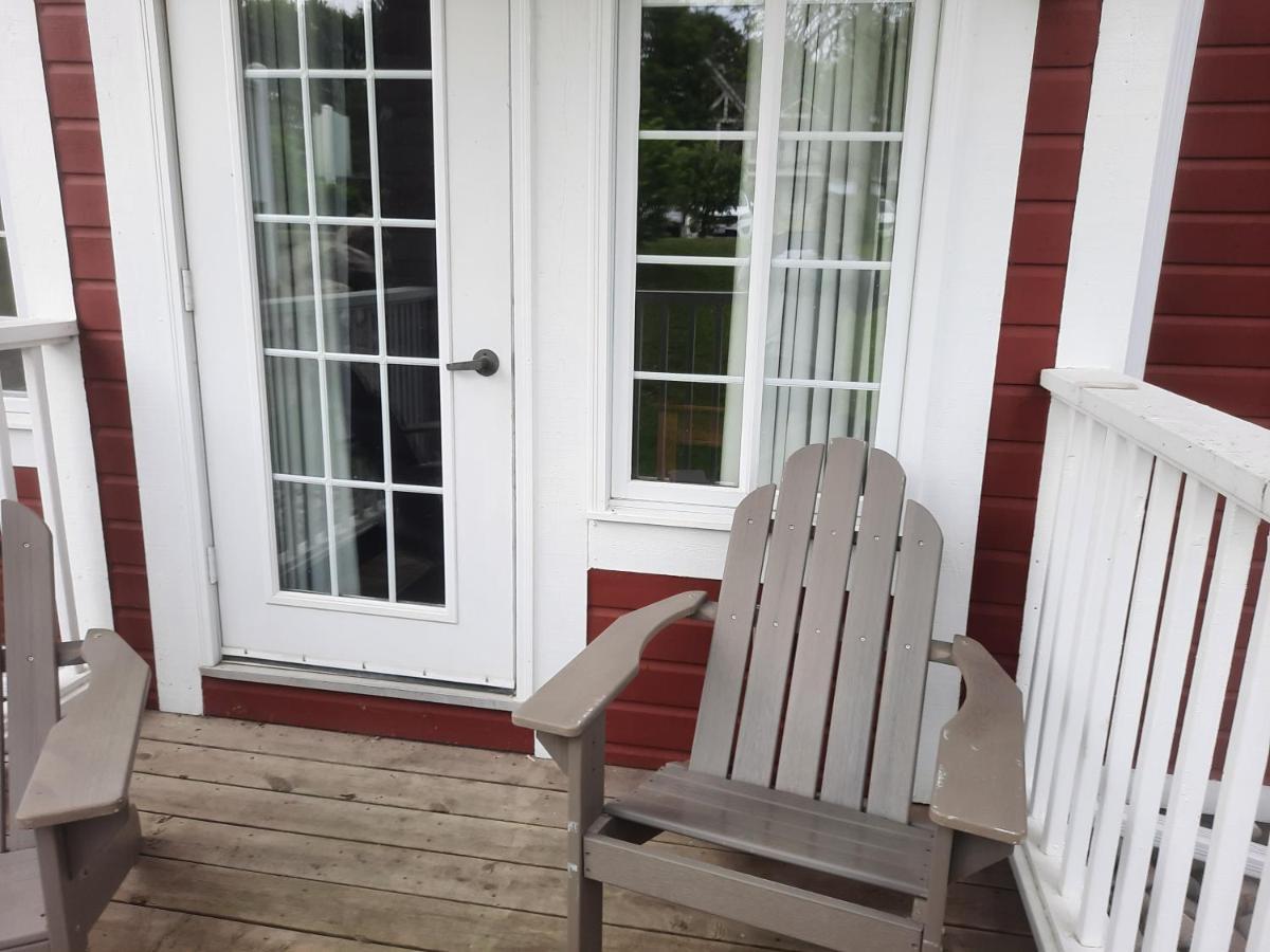 Margarita Vacation Getaway Apartment Oro-Medonte Exterior foto