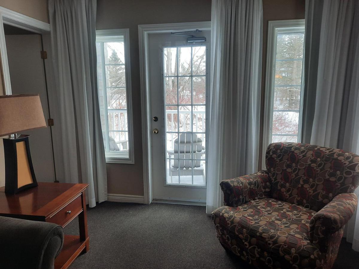 Margarita Vacation Getaway Apartment Oro-Medonte Exterior foto